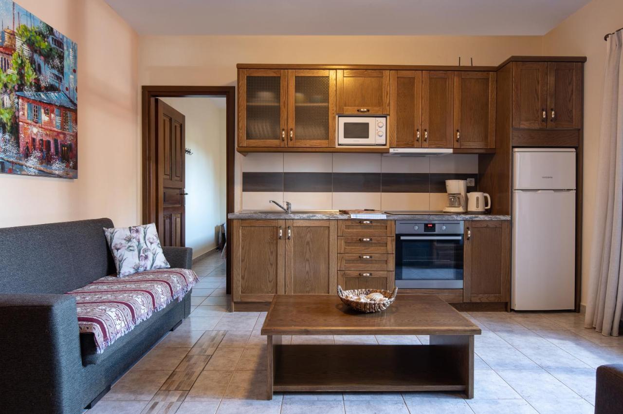Vetrinos Apartments Áyios Nikólaos Luaran gambar