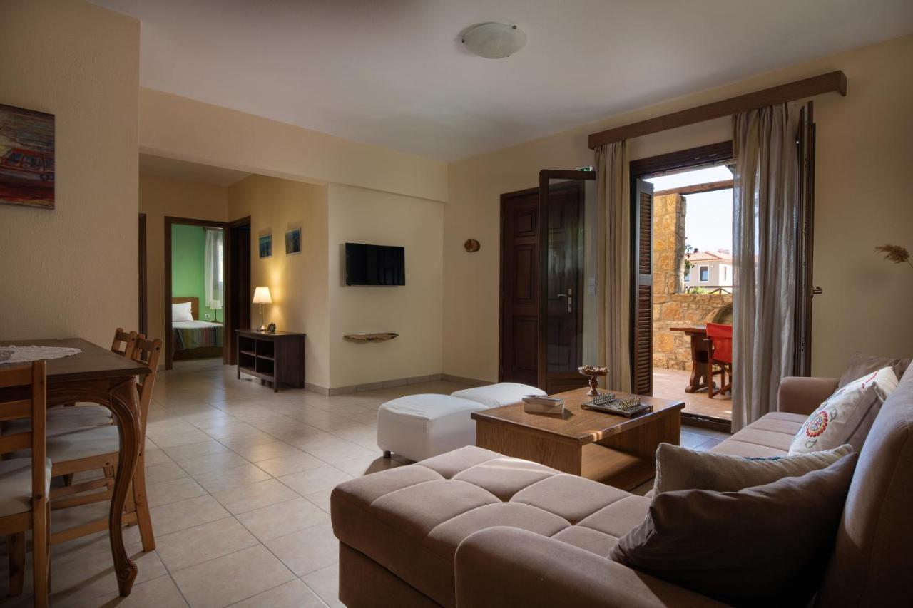 Vetrinos Apartments Áyios Nikólaos Luaran gambar