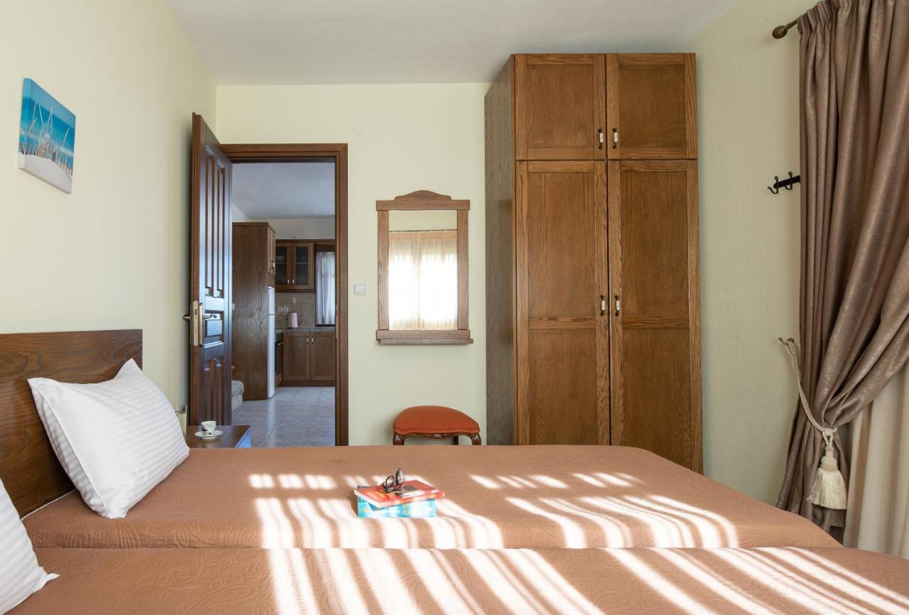 Vetrinos Apartments Áyios Nikólaos Luaran gambar